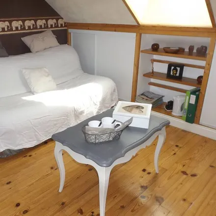 Rent this 1 bed house on 41150 Veuzain-sur-Loire