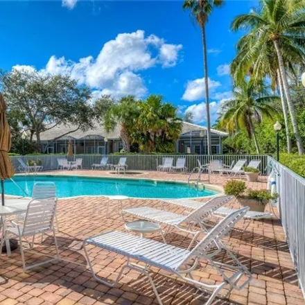 Image 3 - Cypress Lake Country Club, 6767 Winkler Road, Fort Myers Beach, Lee County, FL 33919, USA - Condo for sale