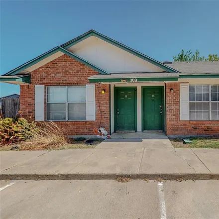 Rent this 2 bed duplex on 309 Kings Way Drive in Mansfield, TX 76063