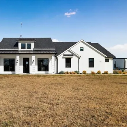 Buy this 6 bed house on Pecan Meadows in Ellis County, TX