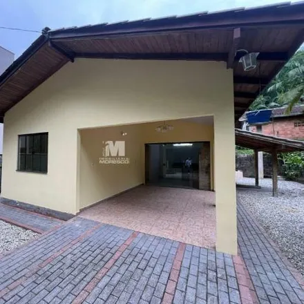Rent this 1 bed house on Rua Alberto Klabunde in Cedrinho, Brusque - SC