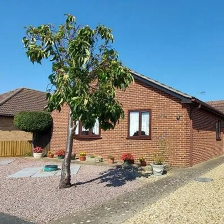 Buy this 3 bed house on Jasmine Close in Westfield, Bourne