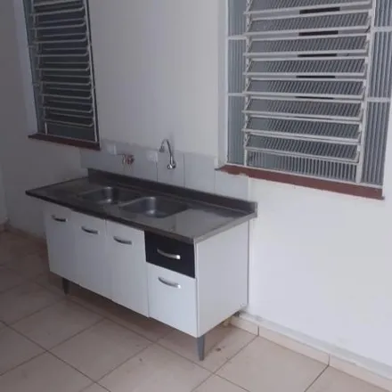 Rent this 1 bed house on Avenida Victor Ferreira do Amaral 1760 in Tarumã, Curitiba - PR