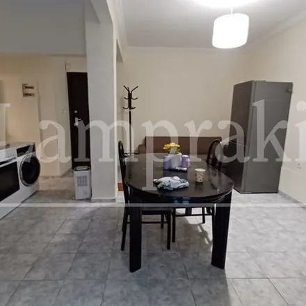 Rent this 1 bed apartment on Δημοτικός Θερινός Κινηματογράφος «Αιολία» in Πλατεία Διακοσίων Ηρώων, Municipality of Kaisariani