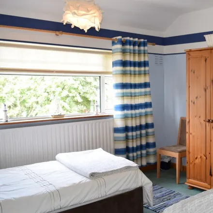 Rent this 4 bed room on 43 Shanliss Avenue in Santry, Dublin