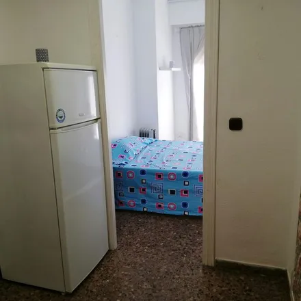 Rent this 1 bed apartment on Carrer de l'Historiador Claudio Sánchez Albornoz in 46021 Valencia, Spain