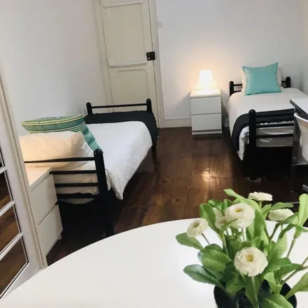 Rent this 9 bed apartment on Avenida Almirante Reis 128 in 1150-023 Lisbon, Portugal