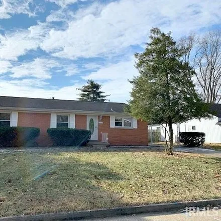 Rent this 3 bed house on 7299 East Blackford Avenue in Evansville, IN 47715