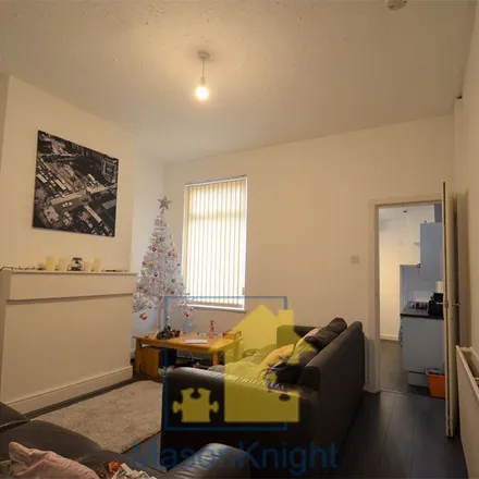 Image 5 - 21 Hobson Road, Stirchley, B29 7QA, United Kingdom - Apartment for rent