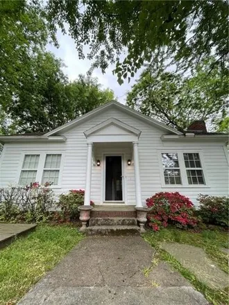 Rent this 3 bed house on 401 East Dickson Street in Fayetteville, AR 72701