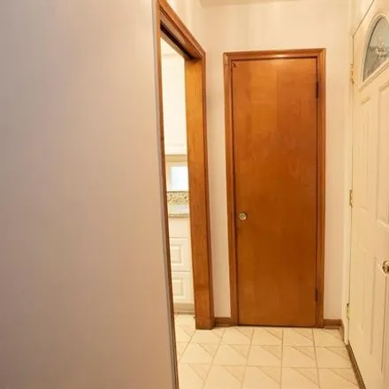 Image 7 - 3978 Harding Street, Dearborn Heights, MI 48125, USA - House for sale