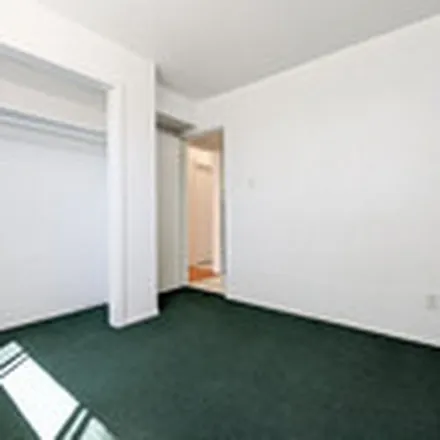 Image 2 - 9717 97 Avenue NW, Edmonton, AB T5K 0Z8, Canada - Apartment for rent