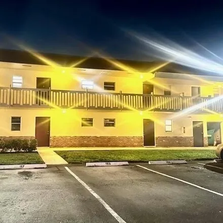 Rent this 1 bed condo on Southwest 41st Court in Davie, FL 33314