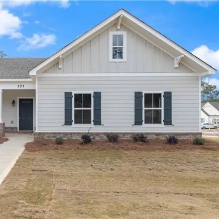 Buy this 3 bed house on 385 Morris Avenue in North Hills, Opelika