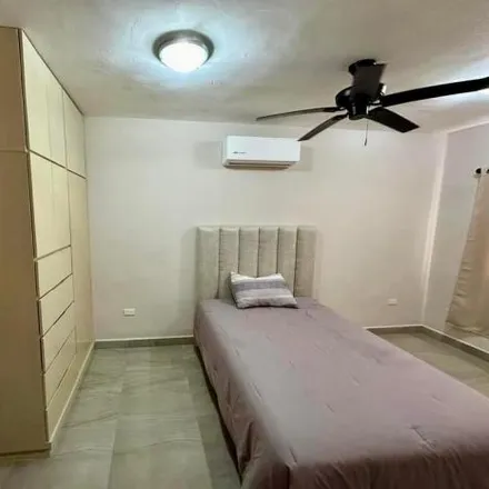 Rent this 2 bed apartment on Plaza Vía in Avenida Paseo de los Leones, Puerta de Hierro