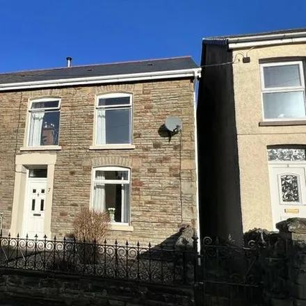 Buy this 3 bed house on Glyn Road in Brynamman, SA18 1SS