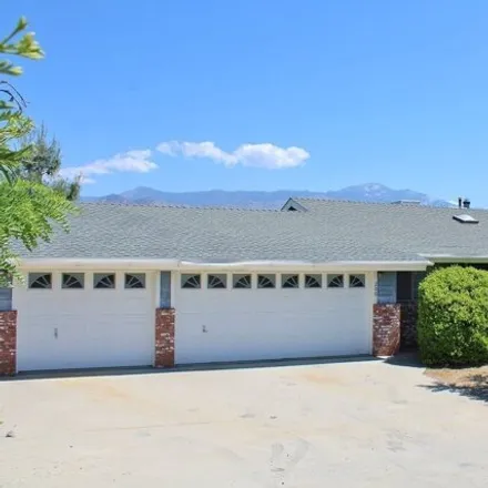 Buy this 3 bed house on 199 Terrace Way in Wofford Heights, Kern County