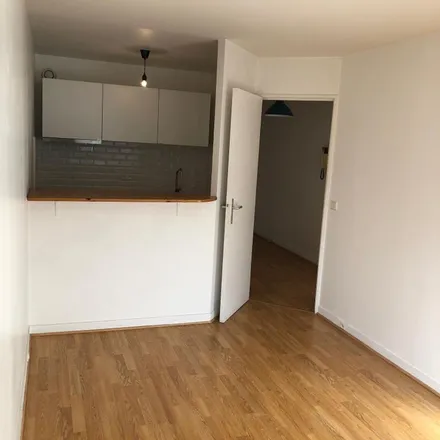 Image 1 - 29 Rue Maurice Ripoche, 75014 Paris, France - Apartment for rent