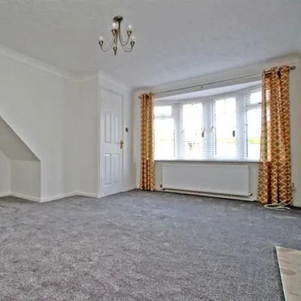 Image 2 - Winterton Close, Arnold, NG5 6PZ, United Kingdom - Townhouse for rent