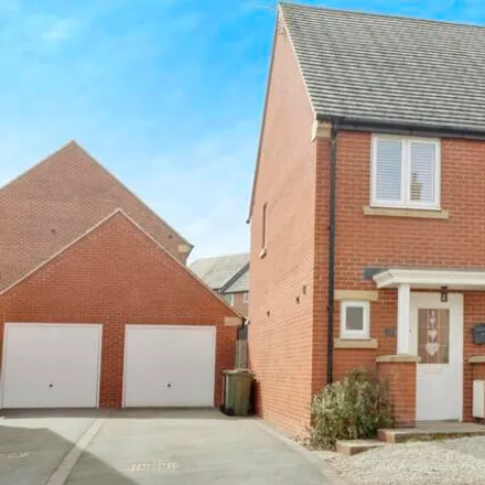 Buy this 3 bed duplex on Buttercup Lane in Shepshed, LE12 9UU