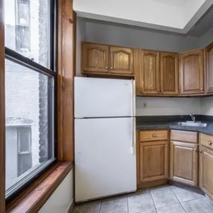 Image 2 - 242 East 85th Street, New York, NY 10028, USA - Condo for rent