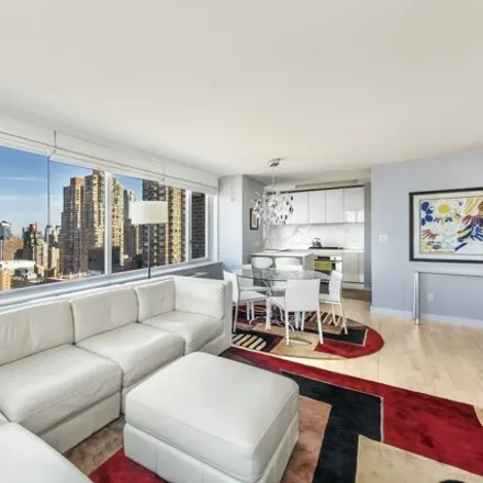 Image 2 - The Sheffield 57, 322 West 57th Street, New York, NY 10019, USA - Condo for rent