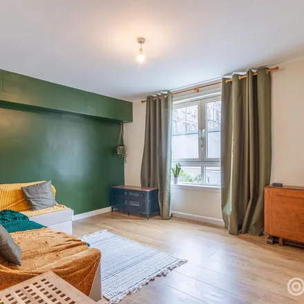Rent this 2 bed apartment on 9 Cadiz Street in City of Edinburgh, EH6 7BJ