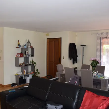 Rent this 4 bed apartment on 8 Impasse Max Baylac in 31170 Tournefeuille, France