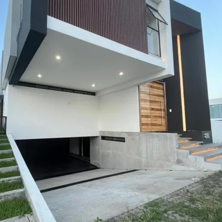 Buy this 3 bed house on Calle Paseo Punta Tiburón in LAS OLAS RESIDENCIAL, 95264 Kilómetro Cuatro