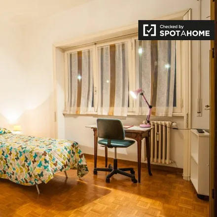 Rent this 2 bed room on Passioni di Pasta all'Uovo in Via Gregorio Settimo, 00165 Rome RM