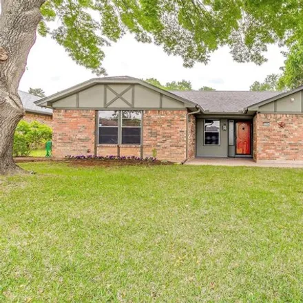 Buy this 3 bed house on 3206 Steeplechase Trail in Arlington, TX 76016