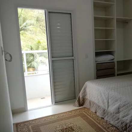 Rent this 2 bed apartment on Toninhas in Ubatuba - SP, 11687