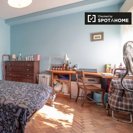 Rent this 6 bed room on Lux Tejo in Rua Mouzinho de Albuquerque, 2730-098 Barcarena