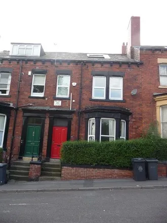 Rent this 3 bed house on 41 Hanover Square in Leeds, LS3 1BQ