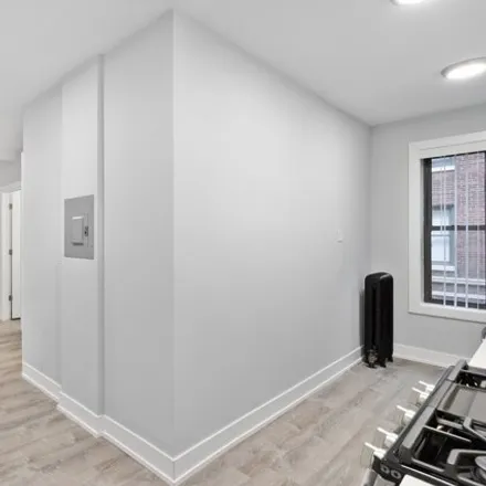 Image 7 - 1655 W Jonquil Ter Apt 31, Chicago, Illinois, 60626 - House for rent