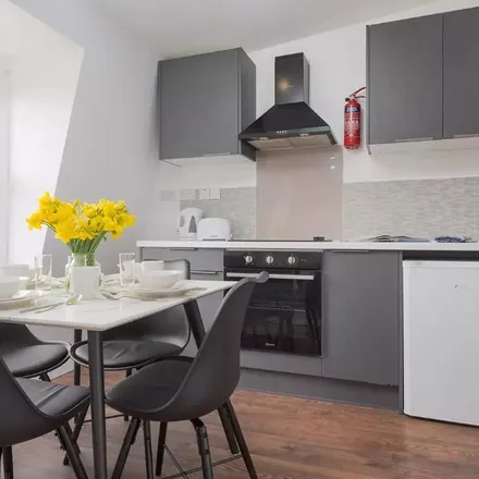 Rent this 2 bed apartment on 119 Warwick Road in London, SW5 9UB