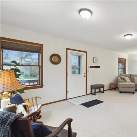 Image 5 - 316 East Evergreen Drive, Cannon Falls, MN 55009, USA - House for sale