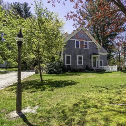 Buy this 4 bed house on 164 Elm Street in Miles Standish Park, Duxbury