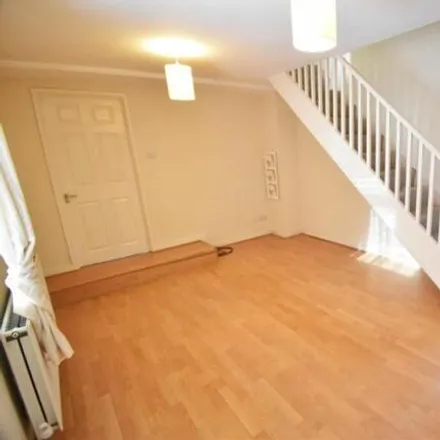 Image 3 - 46b West Hill, North Weston, BS20 6LR, United Kingdom - Townhouse for rent