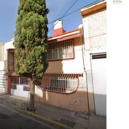 Buy this 3 bed house on Avenida Valle del Yukón 116 in Gustavo A. Madero, 07510 Nezahualcóyotl