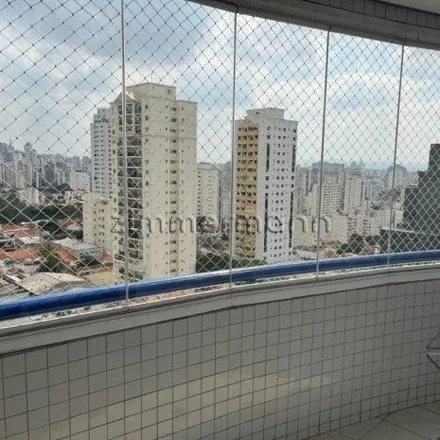 Buy this 3 bed apartment on Avenida Lins de Vasconcelos in Cambuci, São Paulo - SP
