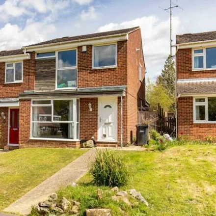 Buy this 3 bed townhouse on Hazel Way in Crawley Down, RH10 4JS