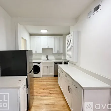 Rent this 1 bed apartment on 1851 W Dickens Ave