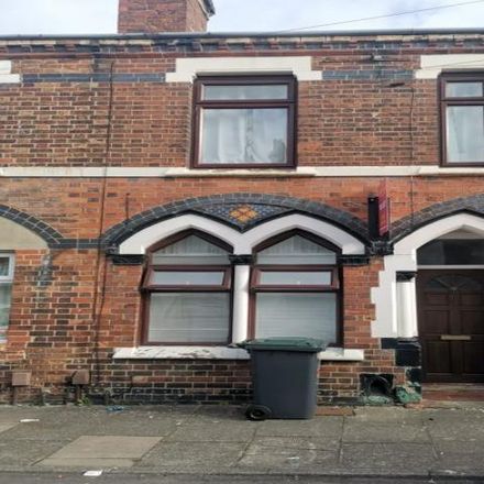 Rent this 4 bed house on Beresford Street in Stoke-on-Trent ST4 2BJ, United Kingdom