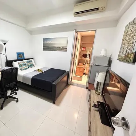 Rent this 1 bed room on Drop Off in Singapore 018987, Singapore