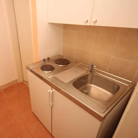 Image 8 - 21328 Drašnice, Croatia - Apartment for rent