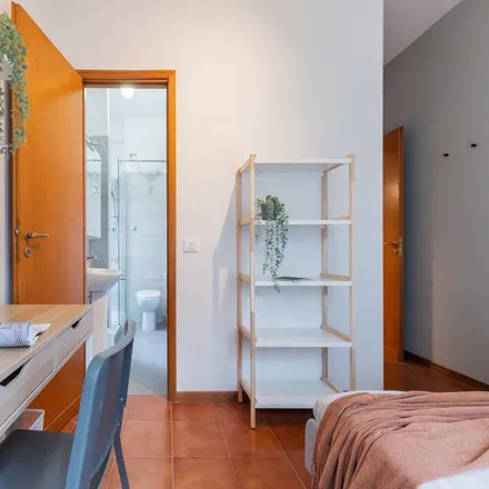 Rent this 2 bed room on La Perla del Caffè in Via Fiume delle Perle, 116
