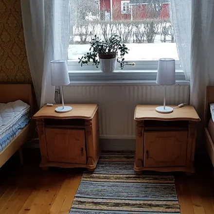 Rent this 5 bed apartment on Rommevägen 150 in 781 91 Borlänge kommun, Sweden
