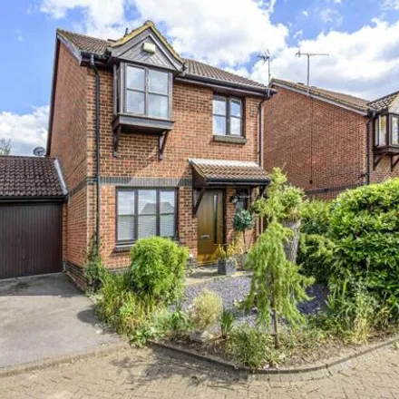 Buy this 3 bed house on Shetland Close in Guildford, GU4 7FH