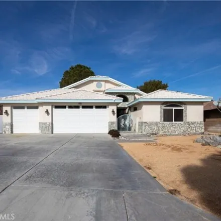 Buy this 3 bed house on 15250 Orchard Hill Lane in Helendale, San Bernardino County